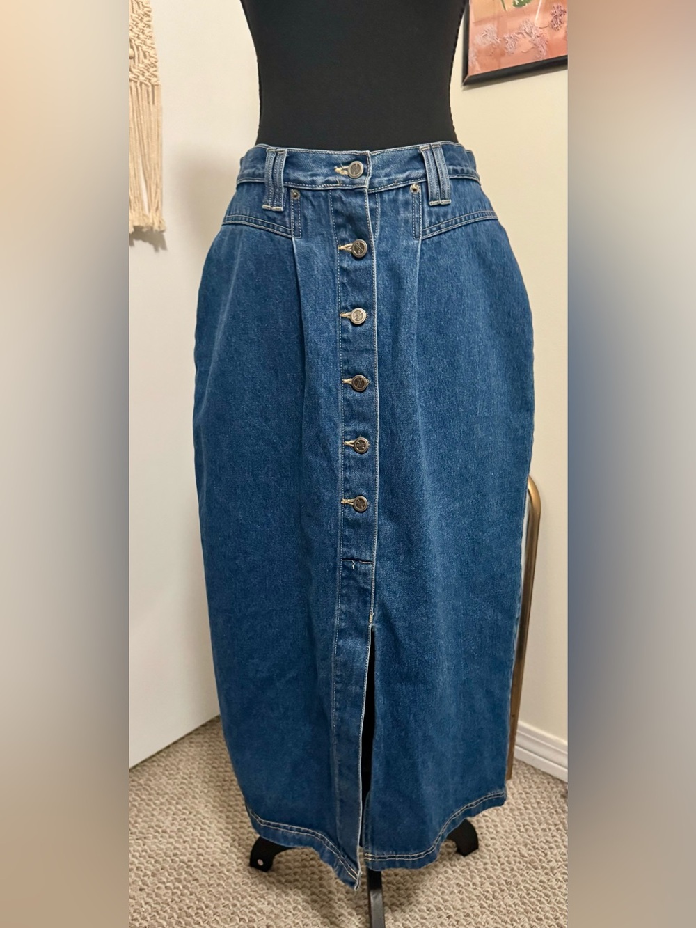Vintage No Excuses Femme Fatale Button-Front Blue Denim Midi Skirt